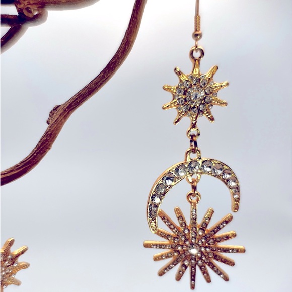 🌙🌞FP Celestial Statement Earrings 🌞🌙 - Picture 6 of 7